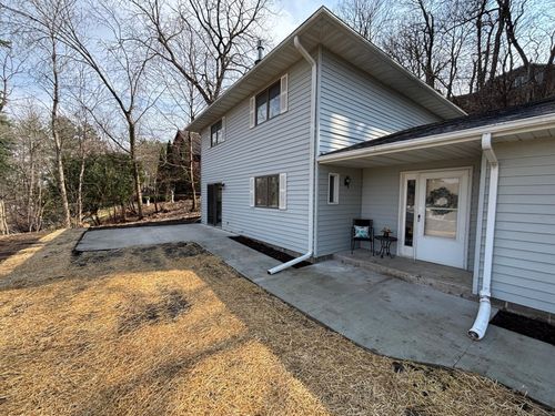 454 E 15th St, Saint Charles, MN, 55972-1546 | Card Image