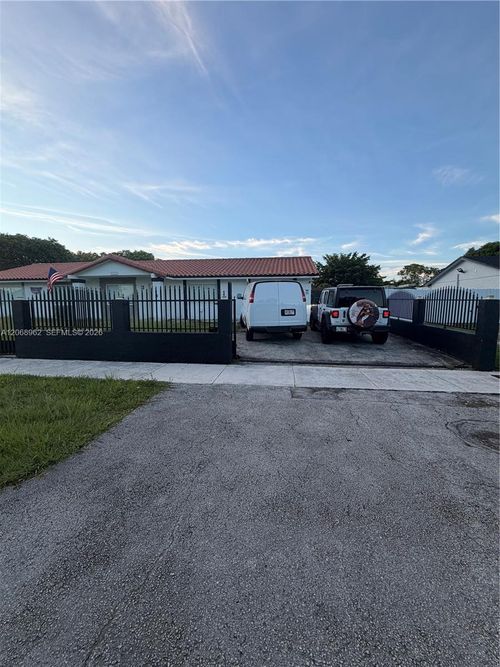 15171 Sw 70th St, Miami, FL, 33193-1916 | Card Image