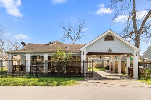 6324 Texarkana St, Houston, TX, 77020-3120 | Card Image