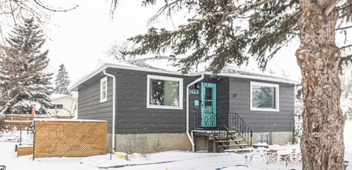 3423 1 St Ne, Calgary, AB, T2E3C6 | Card Image