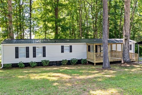 195 Sonora Dr, Advance, NC, 27006-9600 | Card Image