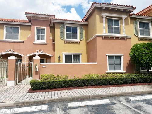1507-614 Sw 106th Ave, Pembroke Pines, FL, 33025-6908 | Card Image