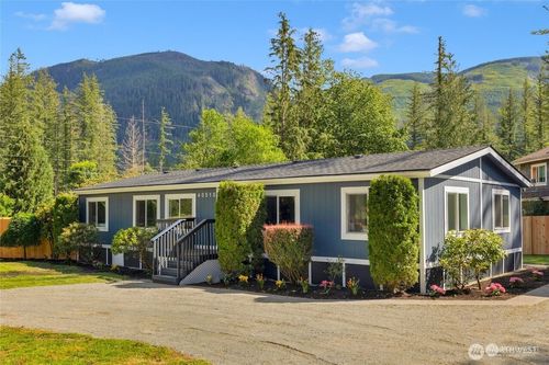 40510 Dorman Rd, Gold Bar, WA, 98251-9404 | Card Image