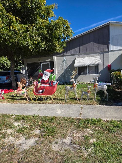 2396 Daphne Dr, West Palm Beach, FL, 33415-7167 | Card Image