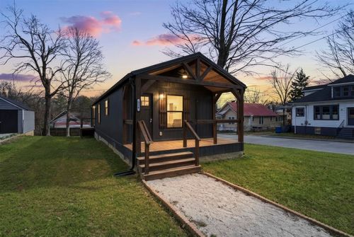 110 S Morgan St, Glasgow, KY, 42141-2647 | Card Image