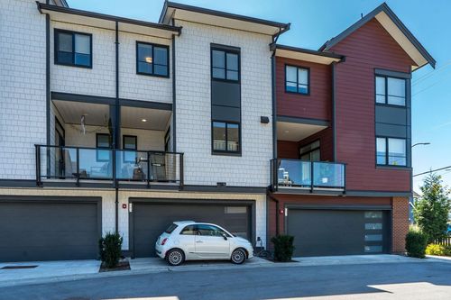 53-19897 75a Ave, Langley, BC, V2Y3S2 | Card Image