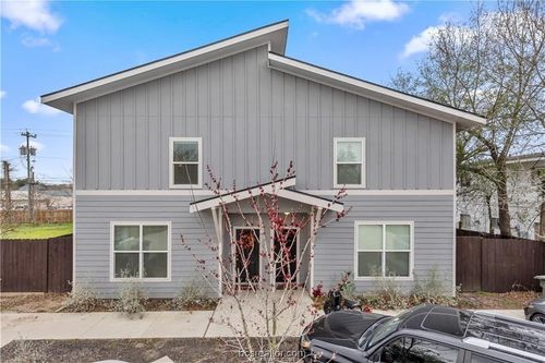 b-1014 Foster Ave, College Station, TX, 77840-2202 | Card Image