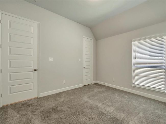 Guest Bedroom 1 | Image 24