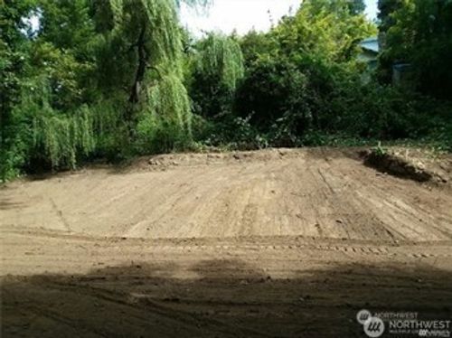 9401 Leroy Pl S, Seattle, WA, 98118-5239 | Card Image