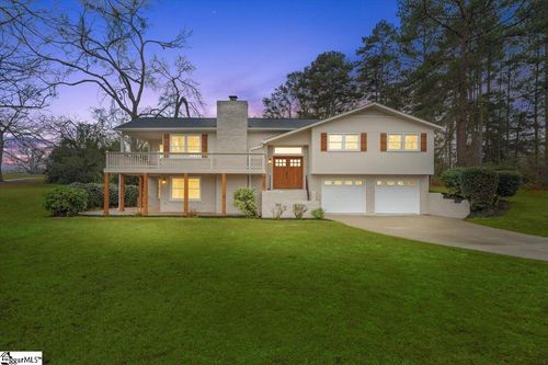 210 Leslie Ln, Pendleton, SC, 29670-8812 | Card Image