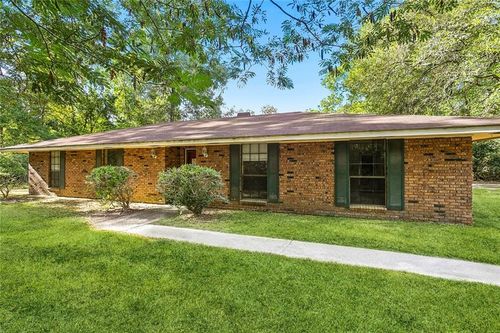 18536 Highway 40, Covington, LA, 70435-8041 | Card Image