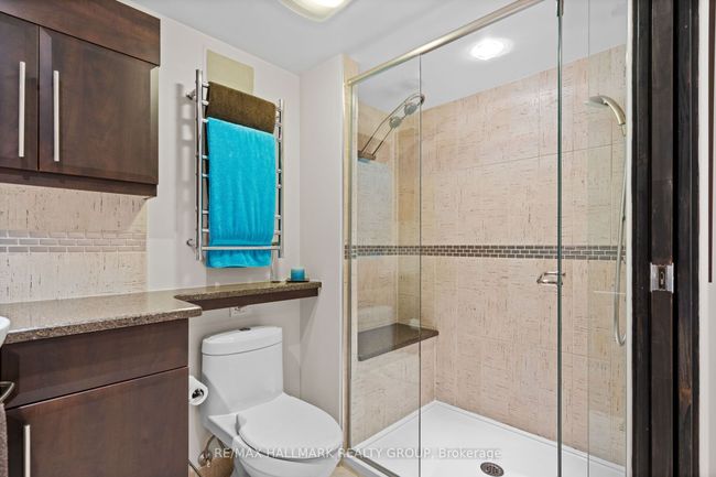 2140 Blue Jay Cres, House other with 2 bedrooms, 2 bathrooms and 3 parking in Gloucester ON | Image 32