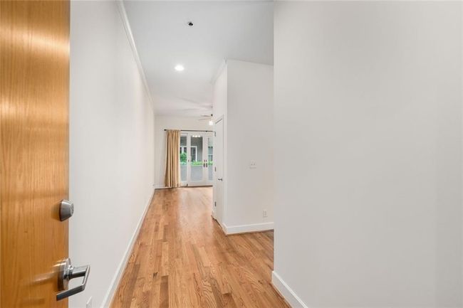 UNIT-123 - 384 Ralph Mcgill Blvd Ne, Condo with 1 bedrooms, 1 bathrooms and 1 parking in Atlanta GA | Image 4
