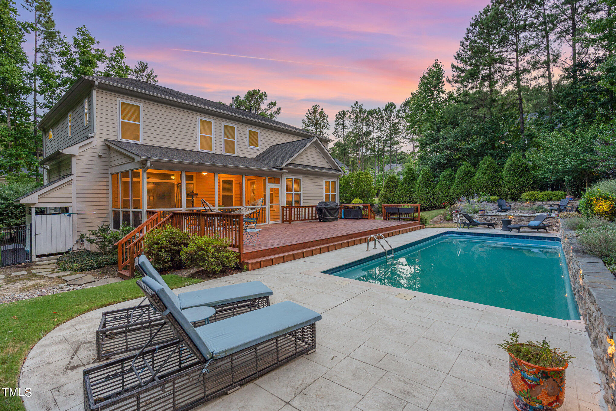 Shagbark Ct, Chapel Hill, NC 27517