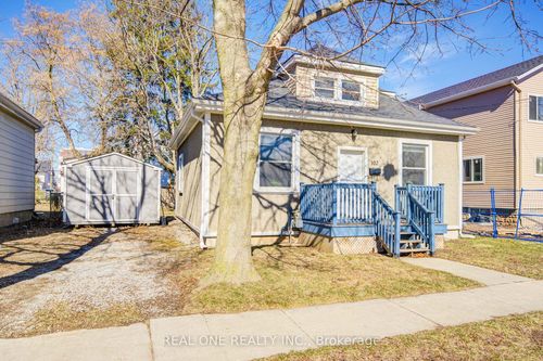 102 Royal Ave, Hamilton, ON, L8S2C5 | Card Image