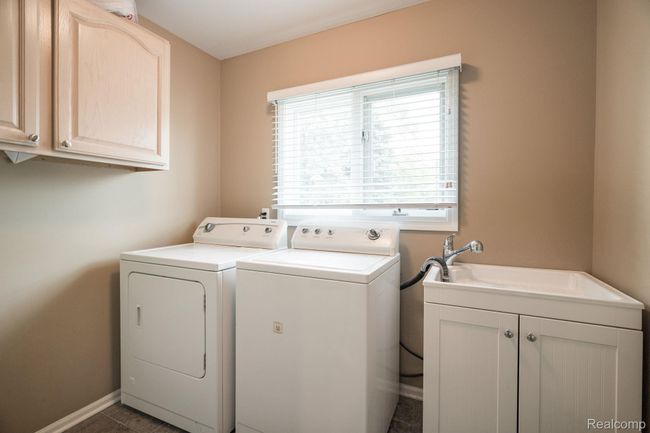 31-web-or-mls-4096 Villager Dr-31.jpg | Image 26