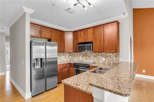 apt-15-1628 Briarcliff Rd Ne, Atlanta, GA, 30306-2121 | Card Image