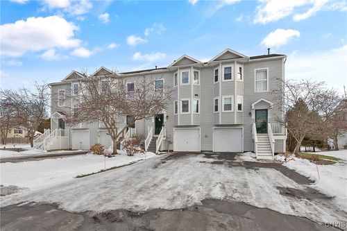 8205 Boatwatch Dr, Baldwinsville, NY, 13027-8300 | Card Image