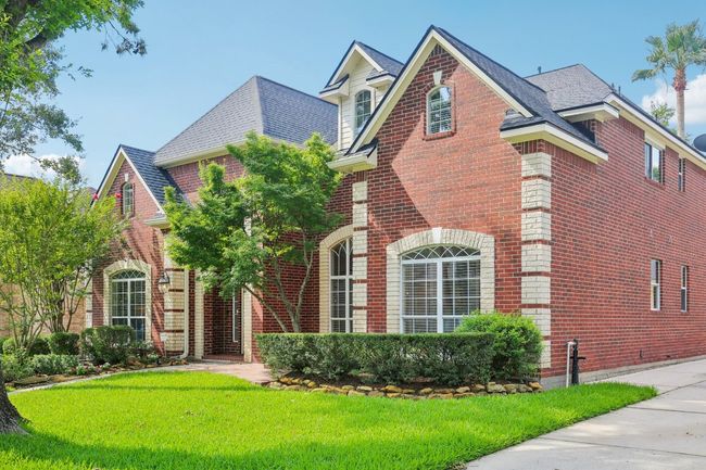 6611 Haughton Dr, House other with 4 bedrooms, 3 bathrooms and 3 parking in Spring TX | Image 4