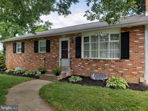 3804 Bedford Dr, JEFFERSON, MD, 21755-8355 | Card Image