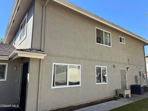 676 Avenida Del Platino, Newbury Park, CA, 91320-2528 | Card Image