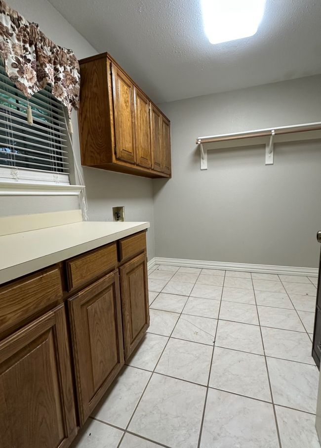 225 Jp Cave Rd, House other with 3 bedrooms, 2 bathrooms and null parking in Sherman TX | Image 15