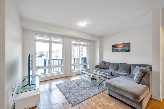 7 Coppini Lane, House attached with 3 bedrooms, 3 bathrooms and 1 parking in Ajax ON | Image 13