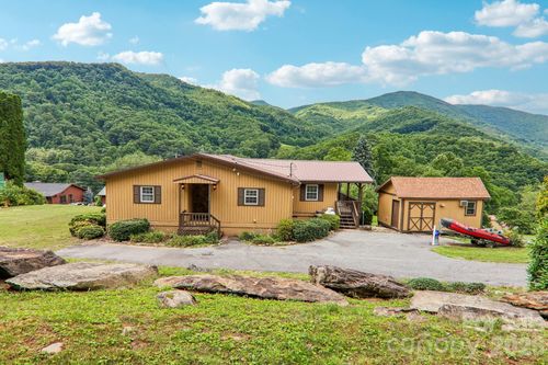 200 Holley Ln, Maggie Valley, NC, 28751-5534 | Card Image