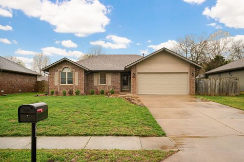 501 S Suburban Ave, Springfield, MO, 65802-5472 | Card Image