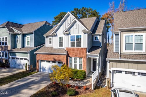 552 Rowanwood Way, Apex, NC, 27523-9328 | Card Image