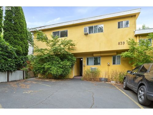 71-839 Sw Broadway Dr, Portland, OR, 97201-3187 | Card Image