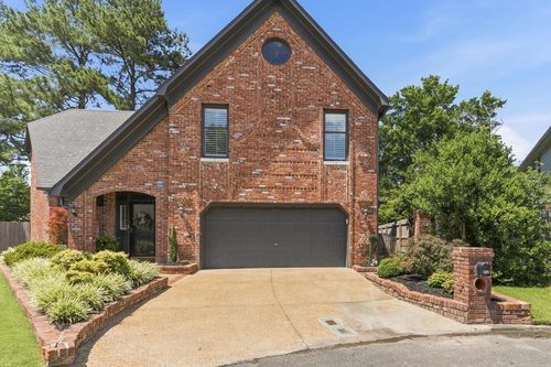 8384 Rochester Cv, Germantown, TN, 38139-3255 | Card Image