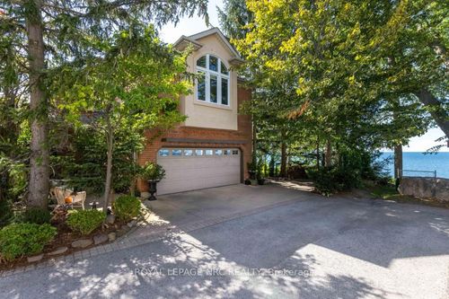 11 Abbey Ave, Saint Catharines, ON, L2N5J5 | Card Image