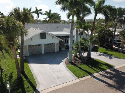 1837 Venetian Point Dr, Clearwater, FL, 33755-1753 | Card Image
