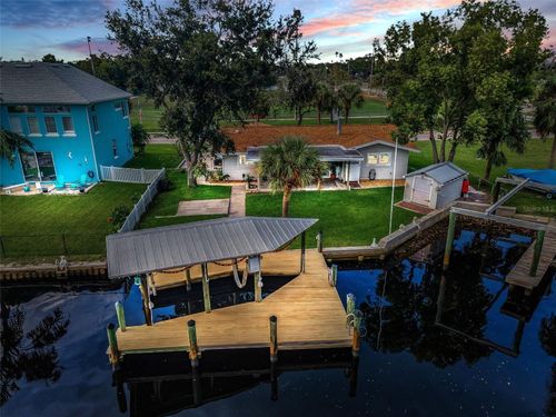 211 W Martin Luther King Jr Dr, TARPON SPRINGS, FL, 34689-2666 | Card Image