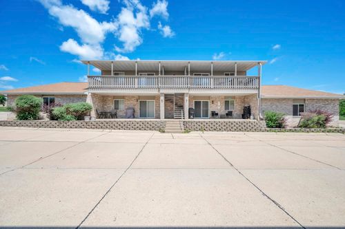 1652 Exchange St, Okoboji, IA, 51355-2601 | Card Image