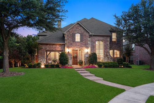 901 Crestmoor Dr, Allen, TX, 75013-5387 | Card Image