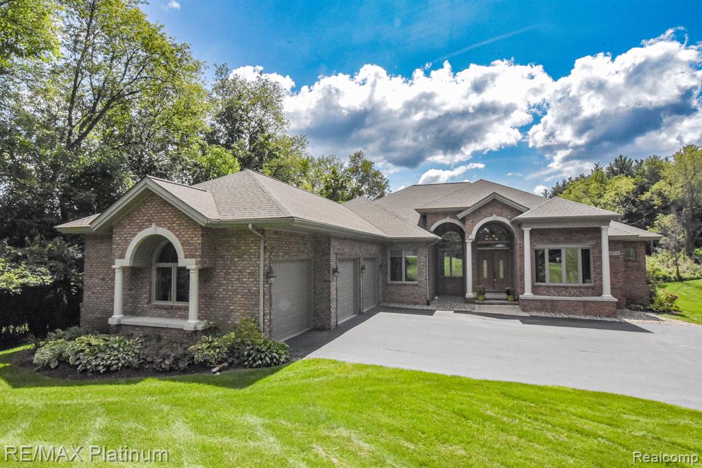 Spencer Rd, Milford, MI 48380 #1