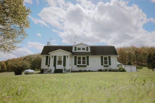 3810 Picidilli Hill Rd, Corry, PA, 16407-3226 | Card Image