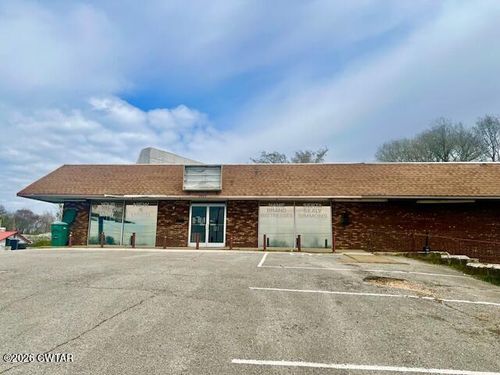 2053 Hollywood Dr, Jackson, TN, 38305-4540 | Card Image