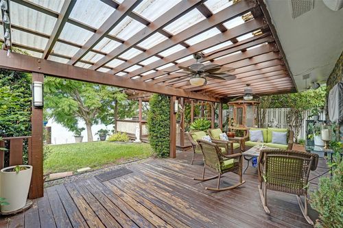 4221 Ne 16th Ave, Oakland Park, FL, 33334-5477 | Card Image