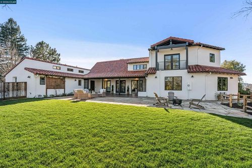 850 850 Las Trampas Rd, Lafayette, CA, 94549 | Card Image