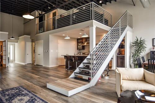 1609 Jefferson St, Kansas City, MO, 64108-1133 | Card Image