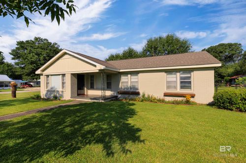 208 Beck St, Atmore, AL, 36502-3043 | Card Image