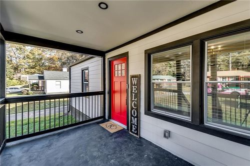 633 Ozburn Rd Nw, ATLANTA, GA, 30318-6125 | Card Image