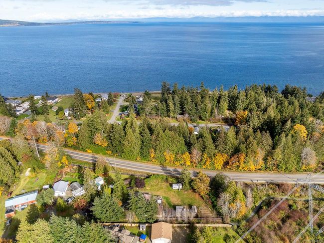 65 Islewood Dr, House other with 3 bedrooms, 2 bathrooms and 4 parking in Bowser BC | Image 53