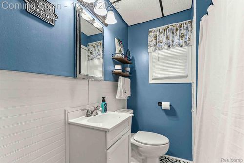 27110 Wager St, Flat Rock, MI, 48134-1614 | Card Image