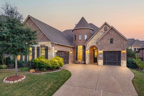 905 Pleasant View Dr, Rockwall, TX, 75087-6461 | Card Image