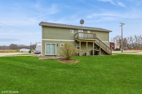 101 N Church St, Millington, IL, 60537-1008 | Card Image