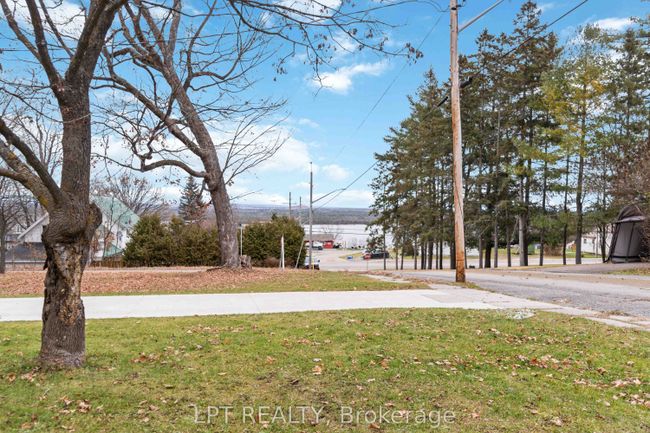 26 Charbonneau St, House other with 3 bedrooms, 2 bathrooms and 8 parking in Braeside ON | Image 35